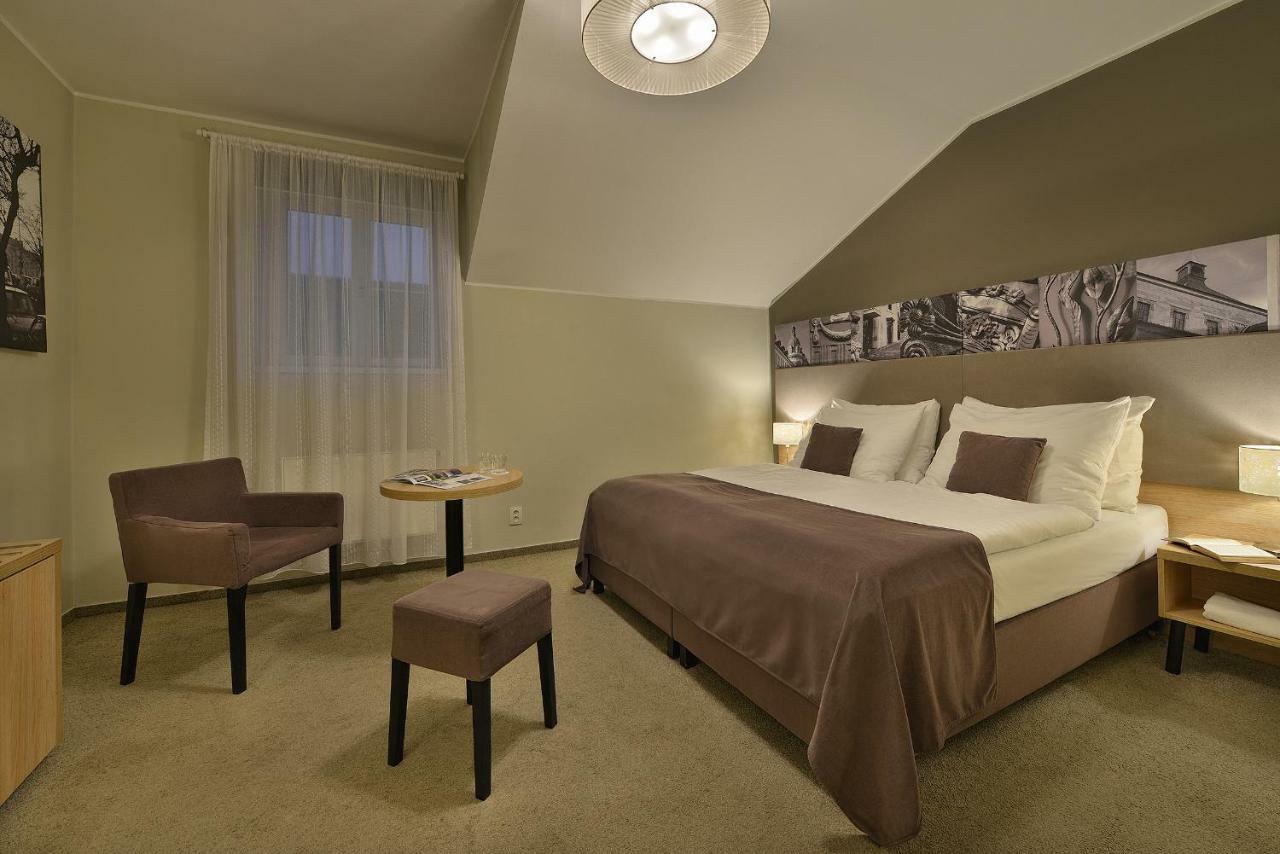 Three Crowns Hotel Prague Exterior photo